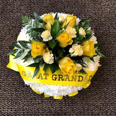 Posy pad with sash